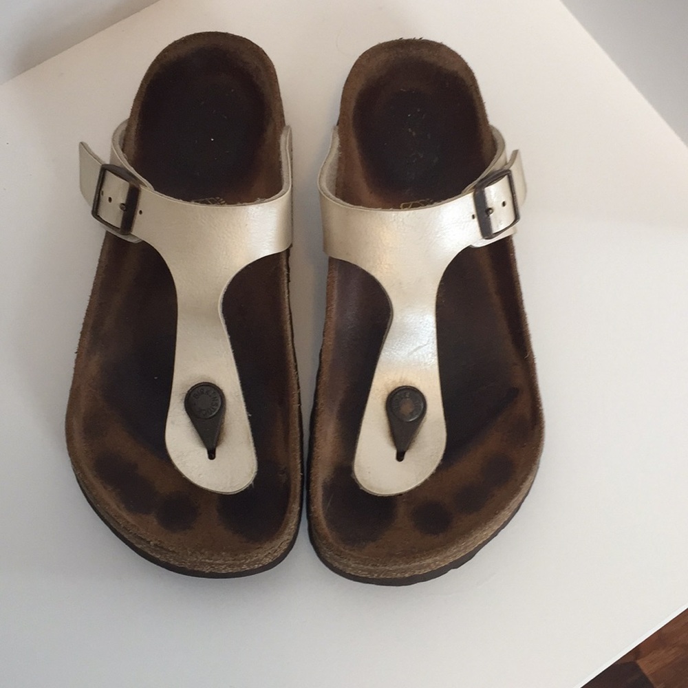 Birkenstocks size 36 pearl color